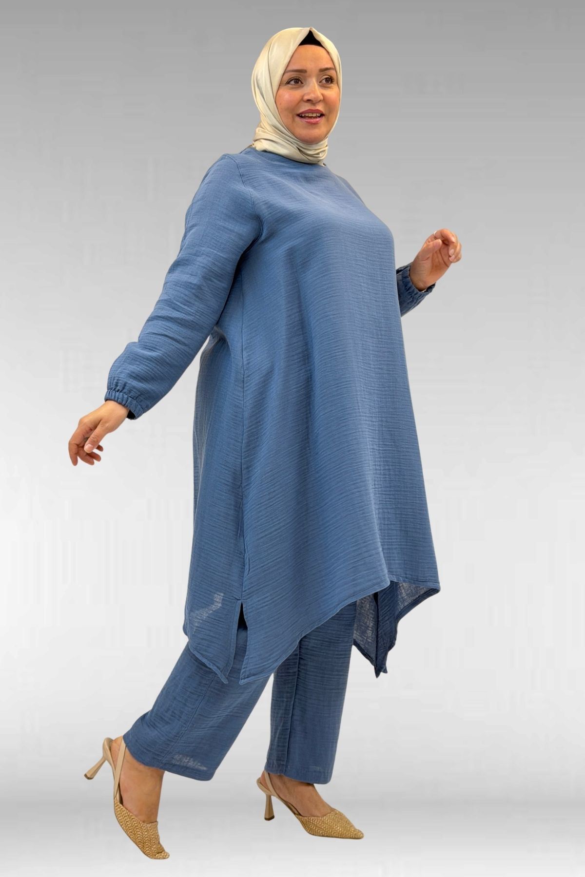 67044 Büyük Beden Asimetrik Kesim Pantolonlu Müslin Takım - Soğuk Mavi