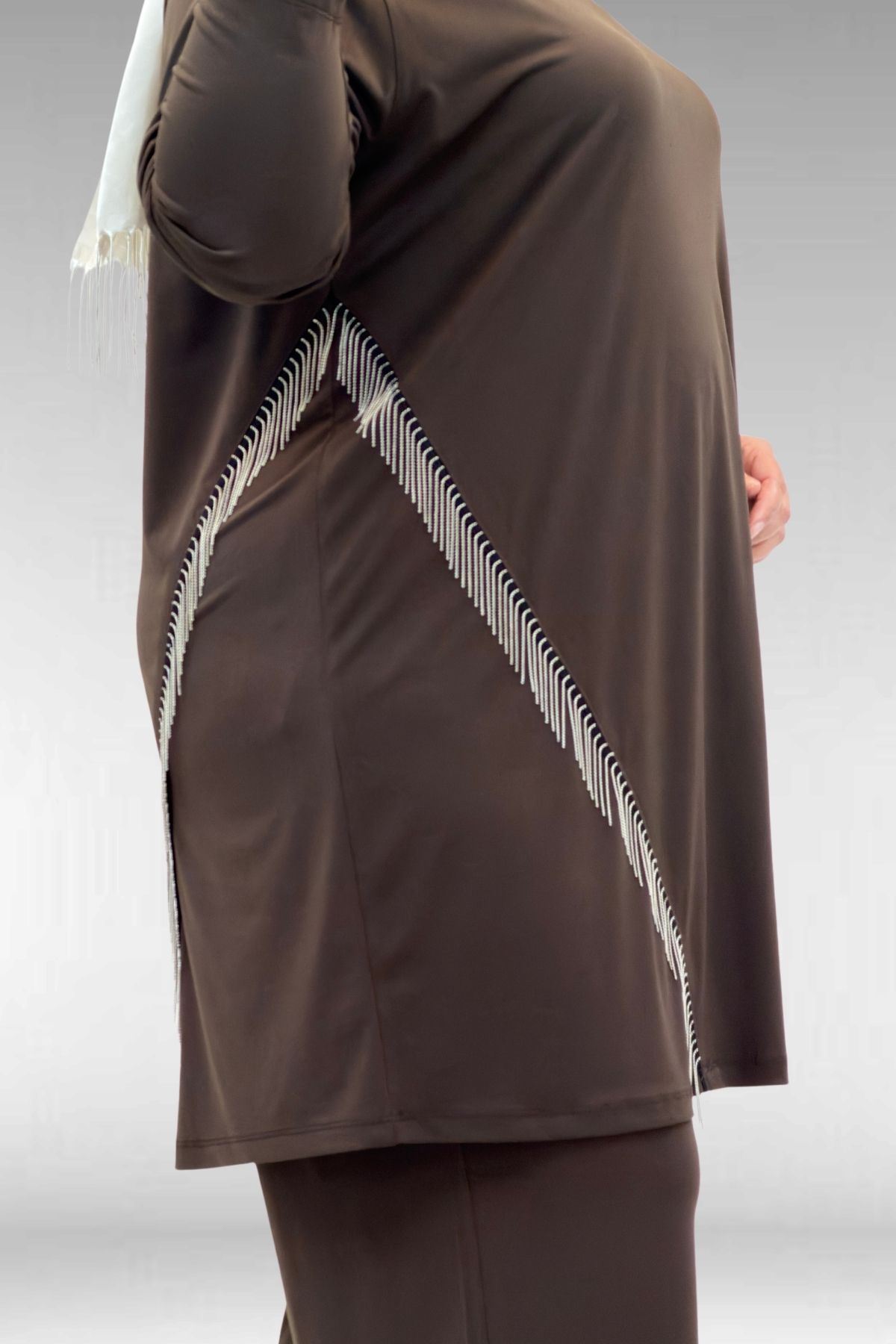 67043 Büyük Beden Püskül Detaylı Sandy Pantolonlu Takım - Kahve