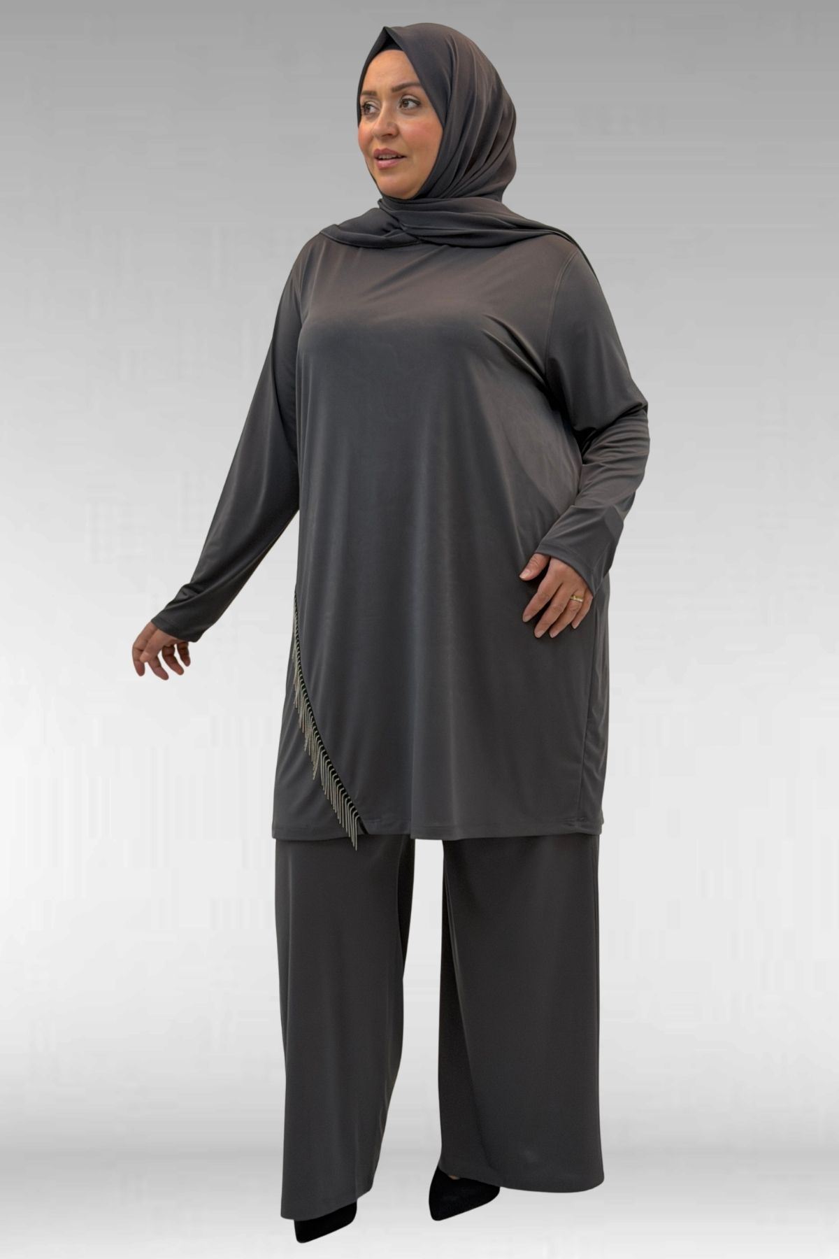 67043 Büyük Beden Püskül Detaylı Sandy Pantolonlu Takım - Antrasit