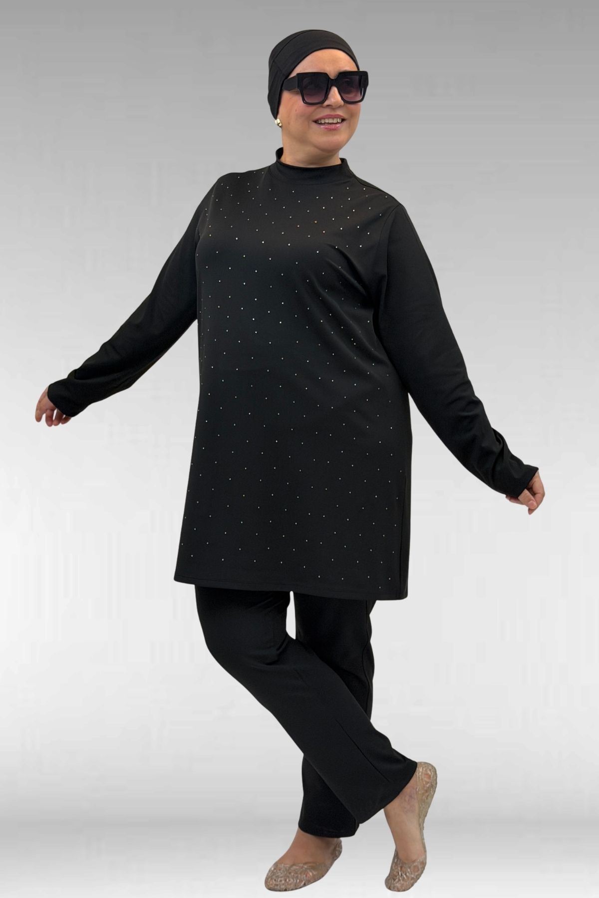 1739 Büyük Beden Önü Taş Baskılı Uzunkol Tesettür Mayo - Siyah