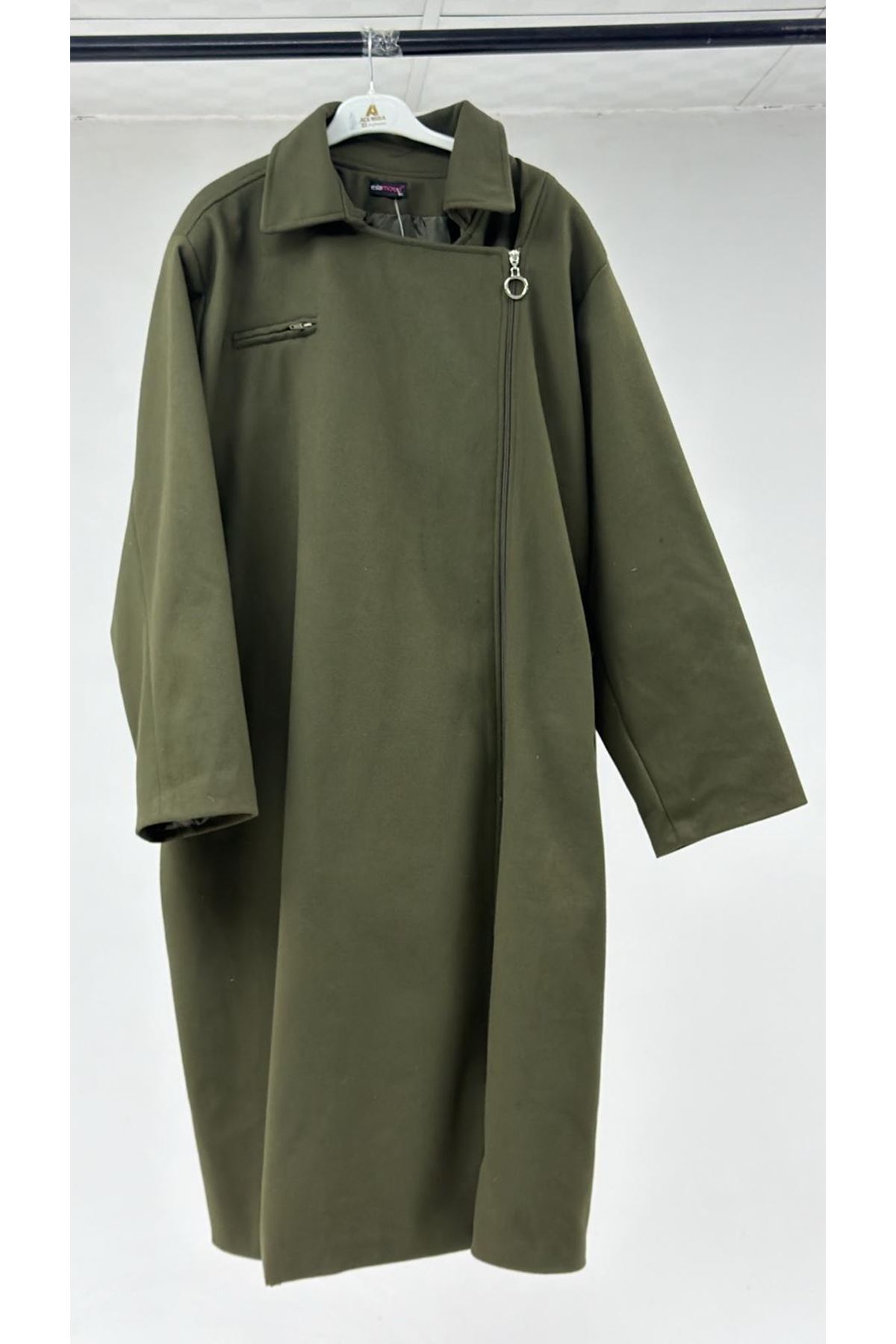 T-33112 Büyük Beden Yandan Femuarlı Kaşe Kaban- Yağ Yeşili