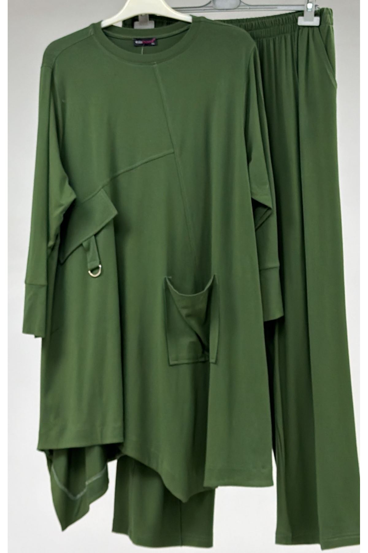 T-57041 Büyük Beden Cepte Arma Detaylı Modal Pantolonlu Takım - Haki