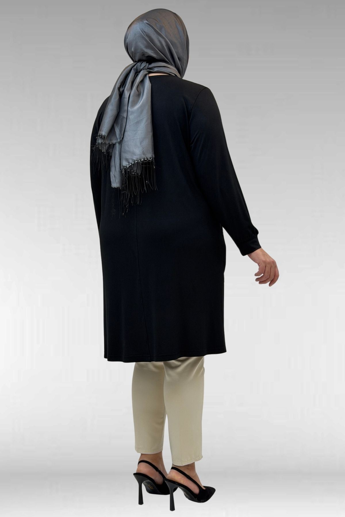 68005 Büyük Beden İnci Çakma Detaylı Penye Tunik - Siyah