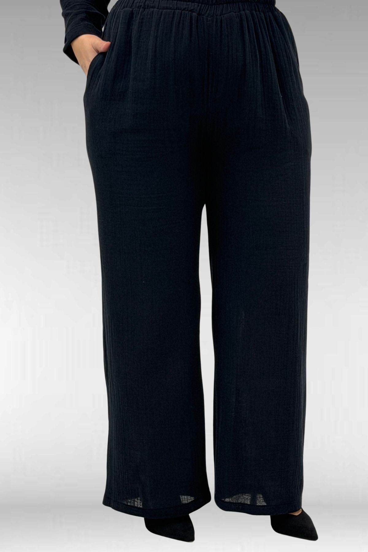 67023 Büyük Beden Önü Pile Detaylı Müslin Pantolonlu Takım - Siyah