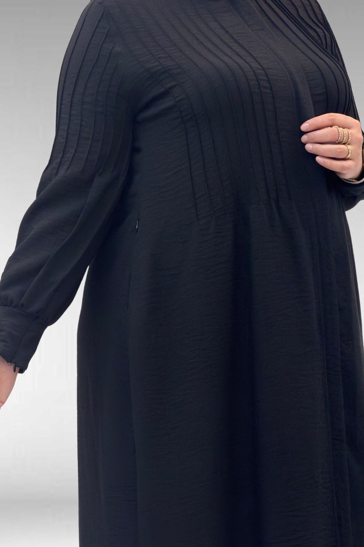 66004 Büyük Beden Pile Detaylı Keten Ferace - Siyah