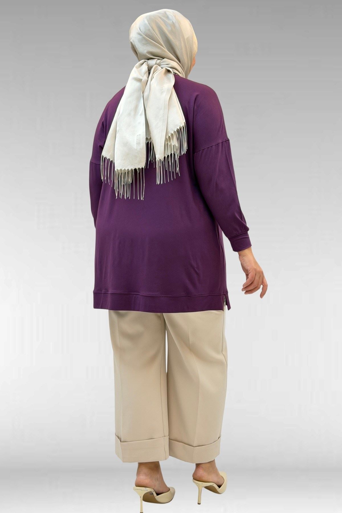 58013 Büyük Beden Önü Yıldız Ve Taş Detaylı Penye Tunik - Mürdüm