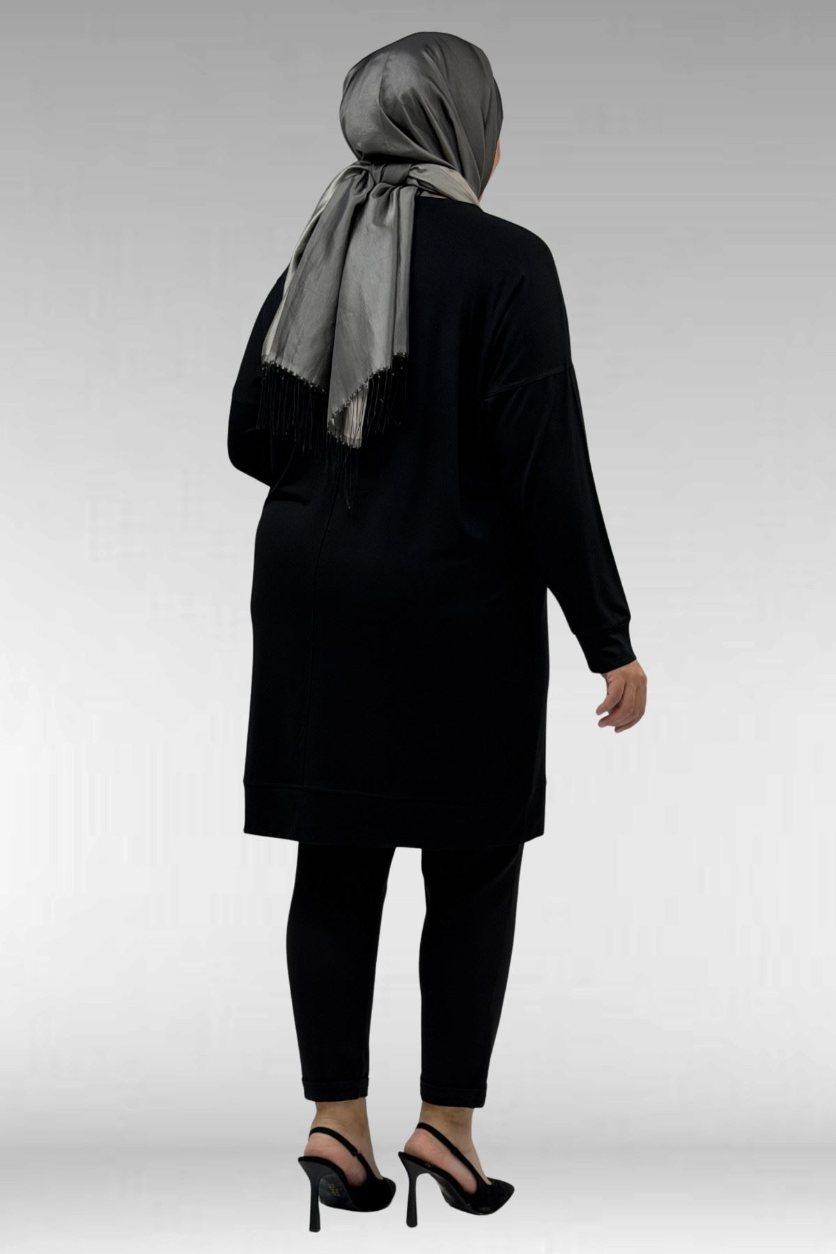 68027 Büyük Beden Yıldız Taş Baskılı Penye Tunik - Siyah