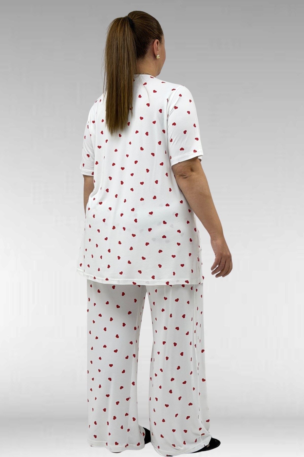 67801 Büyük Beden Kısakol Desenli  Pijama Takımı - Kırmızı Kalp Desenli