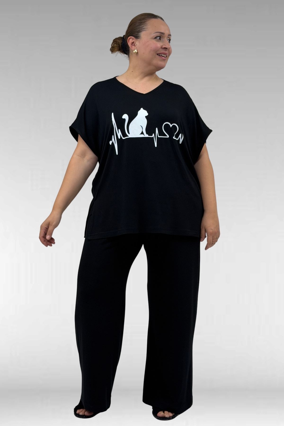 67804 Büyük Beden Yanı Yırtmaçlı Penye Pijama Takımı - Siyah