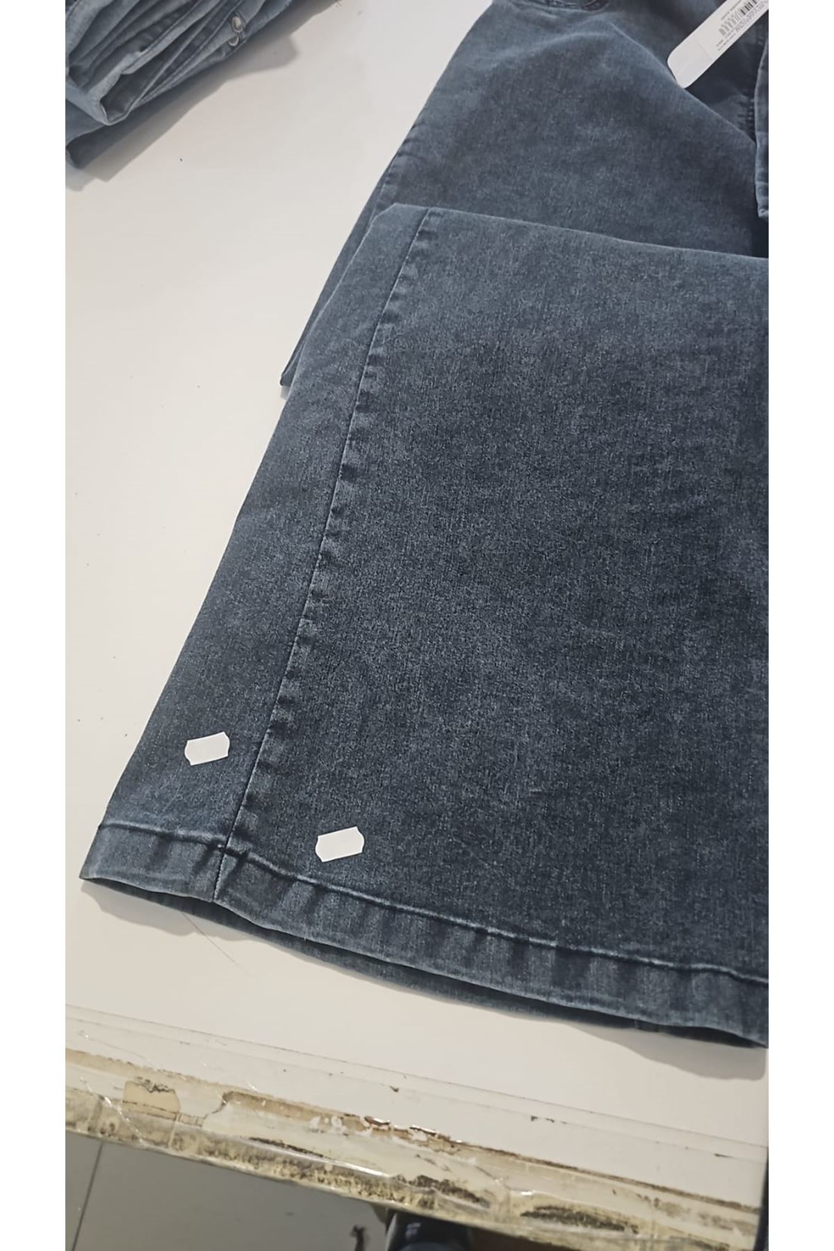 D-9137-22 Büyük Beden İspanyol Paça Kot Pantolon - Kar Yıkama Lacivert