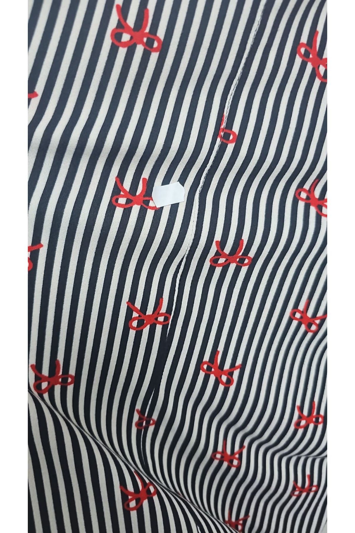 D-67801 Büyük Beden Kısakol Desenli  Pijama Takımı - Kırmızı Kurdele Desenli