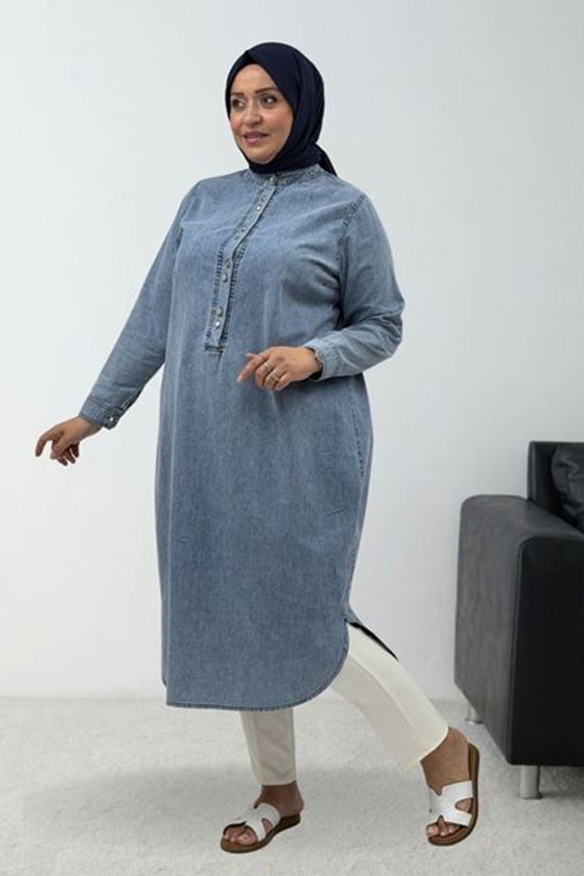 D-68050 Büyük Beden Yarım Patlı Kot Tensel Tunik - Kar Yıkama Buz Mavi