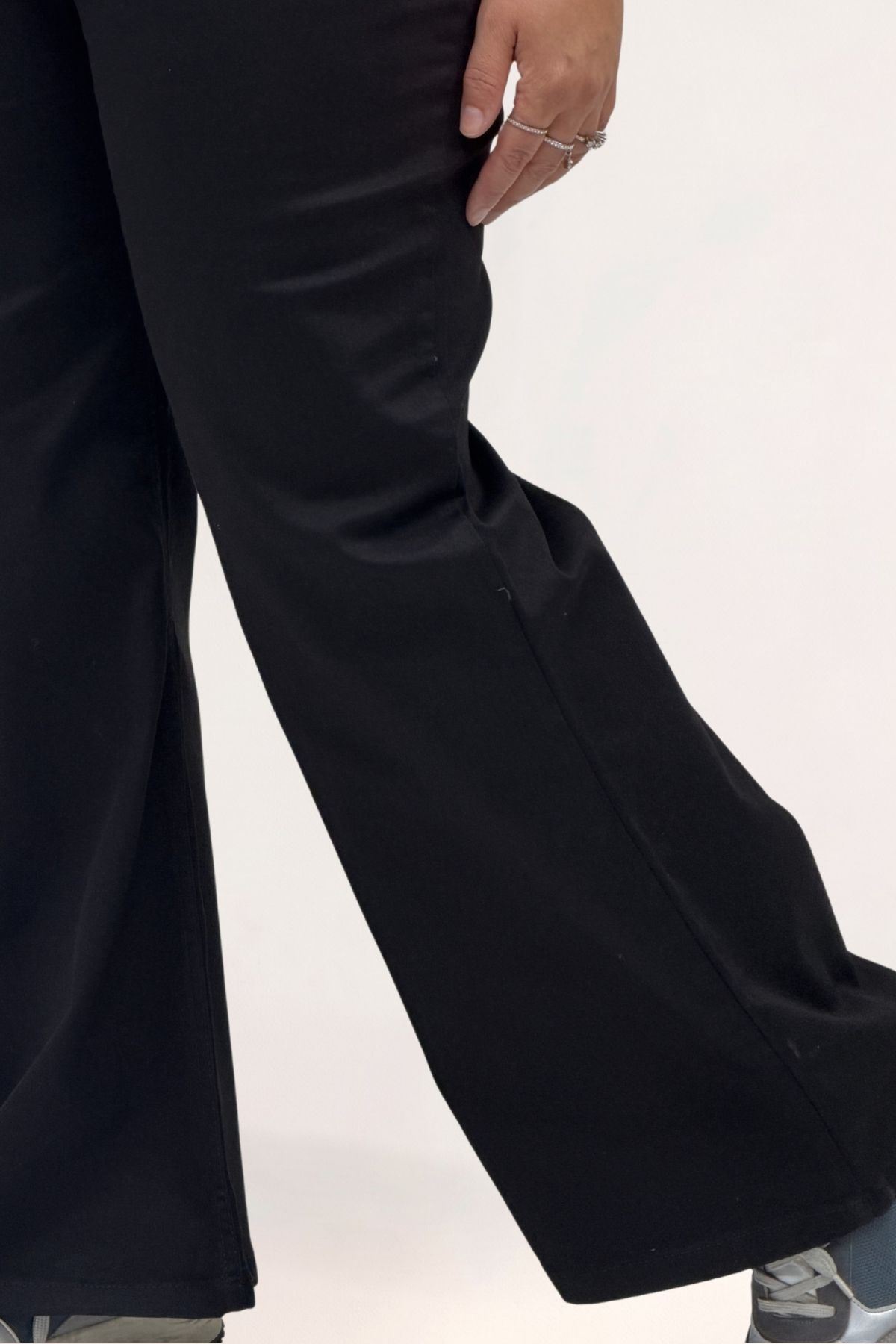 5061 Dikiş Detaylı Kot Pantolon - Füme