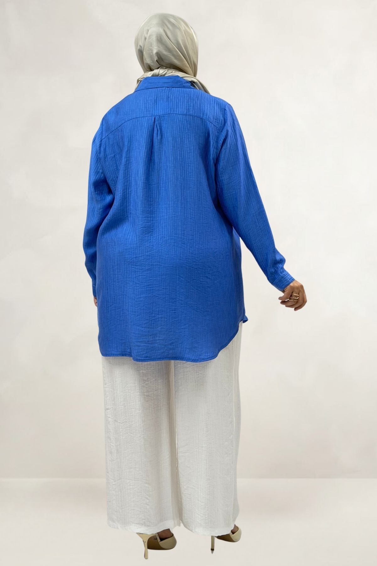 68088 Büyük Beden Yakası Aksesuar  Detaylı Double Liyosell Tunik- İndigo