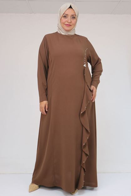 52016 Büyük Beden Önü Fırfırlı Taş Detaylı Krep Elbise - Kahve
