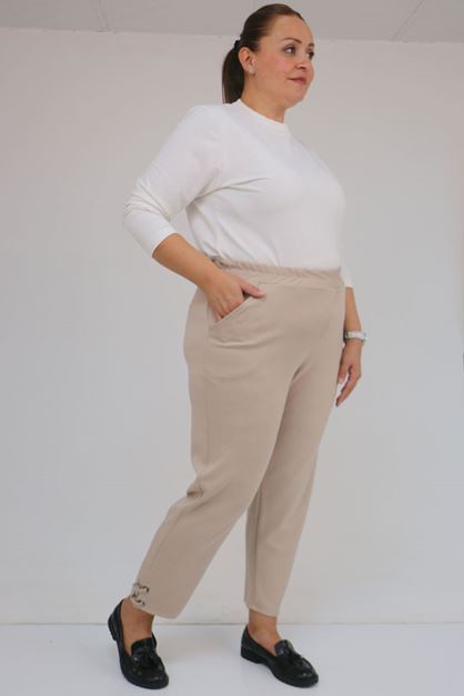 59012 Büyük Beden Paçasında Kuş Gözü Detaylı Modal Pantolon - Vizon