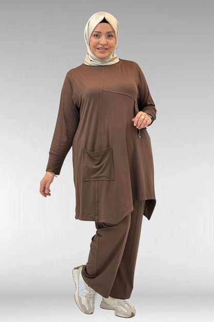 67040 Büyük Beden Cep Kapak Modelli D Halka Detaylı Penye Pantolonlu Takım - Kahve