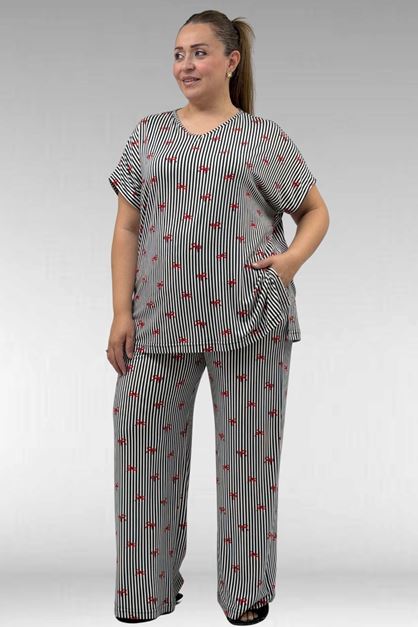 67802 Büyük Beden Yanı Yırtmaçlı Milan Pijama Takımı - Kırmızı Kurdele Desenli