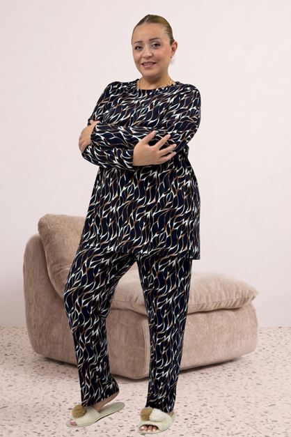 67810 Büyük Beden Uzunkol Desenli Süet Pantolonlu Pijama Takımı - Laci-Vizon Desenli