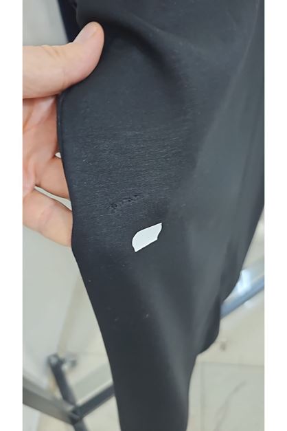 D-68106 Büyük Beden Eteği Oval Kesim Modal Tunik - Siyah