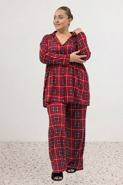 67811 Büyük Beden Boydan Düğmeli Desenli Süet Pijama Takımı - Bordo Kare Desenli